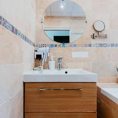 - Michelet Apartment Le Havre